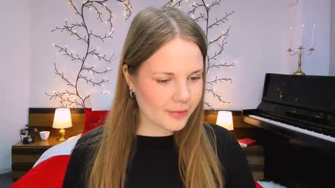 Snapshot of mimicass chatting on 01.30.25 Kelly online show from 01.30.25