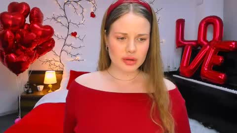 Snapshot of mimicass chatting on 02.12.25 Kelly online show from 02.12.25