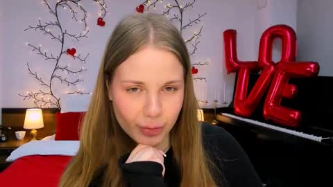 Snapshot of mimicass chatting on 02.25.25 Kelly online show from 02.25.25