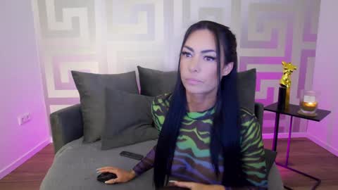 Mina online show from 02.03.25