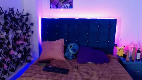 minami_nakamura online show from 03.06.25