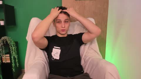 Snapshot of minato_kono chatting on 01.29.25 minato_kono online show from 01.29.25