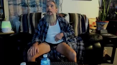 Snapshot of mindphuk chatting on 02.10.25 mindphuk online show from 02.10.25