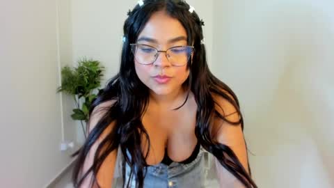 Snapshot of mindy_claker chatting on 05.30.26 Mindy online show from 05.30.26