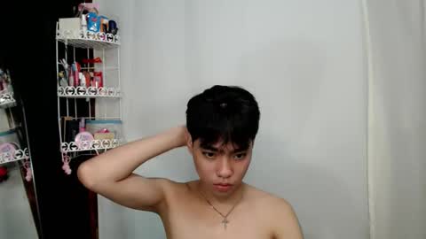 mingkla_man online show from 03.06.26