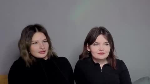 KarinaLeila online show from 09.10.25