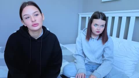 KarinaLeila online show from 10.01.25