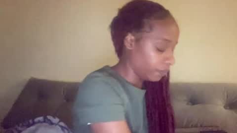 Snapshot of mini_luv chatting on 07.15.26 SLIPSLID online show from 07.15.26