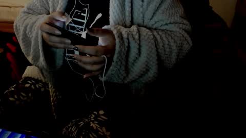 minka0 online show from 11.29.25