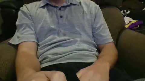 Snapshot of minnesotaguy2525 chatting on 11.11.25 Minnesota Guy online show from 11.11.25