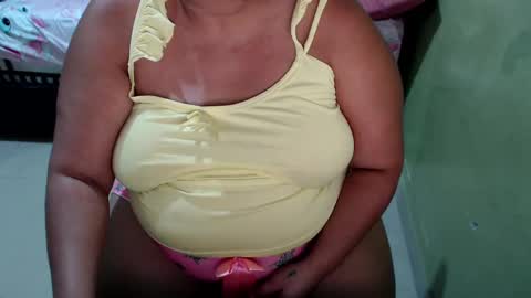 Snapshot of minnie_bbw69 chatting on 01.24.25 Andrea online show from 01.24.25