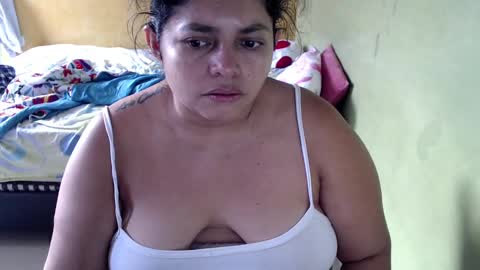 Snapshot of minnie_bbw69 chatting on 02.04.25 Andrea online show from 02.04.25