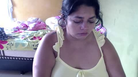 Snapshot of minnie_bbw69 chatting on 02.20.25 Andrea online show from 02.20.25