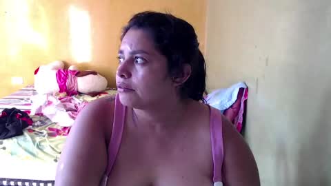 Snapshot of minnie_bbw69 chatting on 02.26.25 Andrea online show from 02.26.25