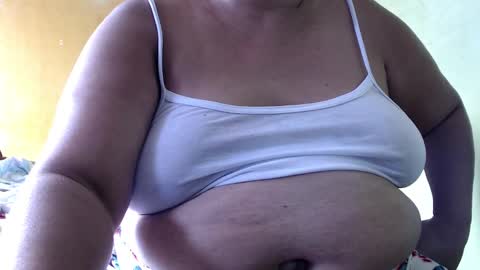Snapshot of minnie_bbw69 chatting on 02.28.25 Andrea online show from 02.28.25