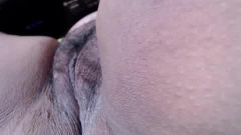 Snapshot of minnie_bbw69 chatting on 03.01.25 Andrea online show from 03.01.25
