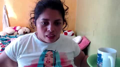 Snapshot of minnie_bbw69 chatting on 03.08.25 Andrea online show from 03.08.25