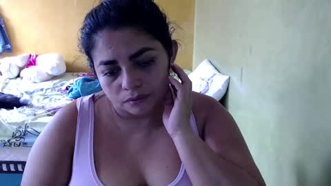 Snapshot of minnie_bbw69 chatting on 09.23.25 Andrea online show from 09.23.25