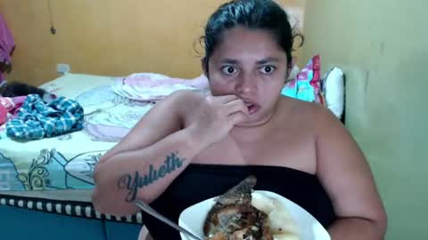 Snapshot of minnie_bbw69 chatting on 07.12.26 Andrea online show from 07.12.26