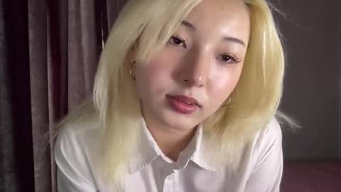 Snapshot of minnie_joy_ chatting on 02.25.26 Joy online show from 02.25.26