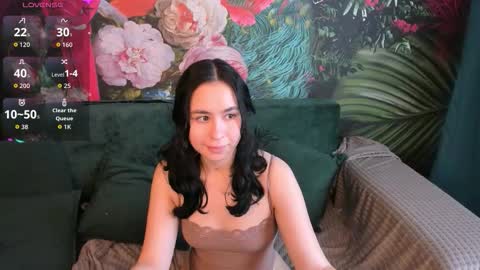 Minnie online show from 12.21.25