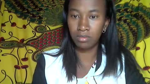 minouch211907 online show from 09.22.25