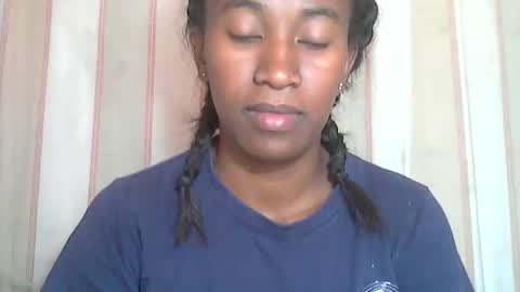 minouch211907 online show from 01.12.26