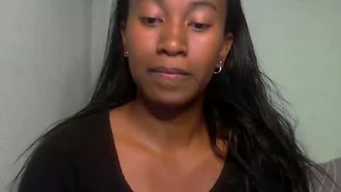 minouch211907 online show from 05.17.26