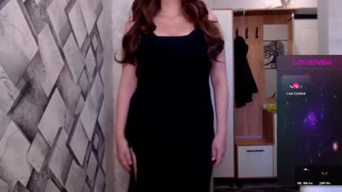 Snapshot of minty_dazee chatting on 06.27.26 Dasha online show from 06.27.26