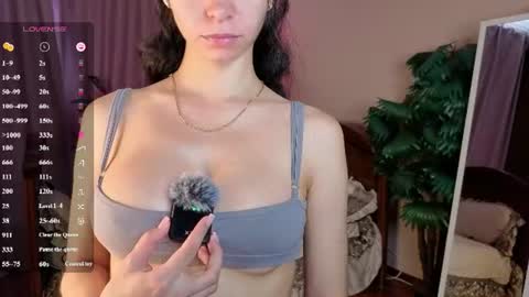 Snapshot of mioflare chatting on 06.22.26 Mio online show from 06.22.26