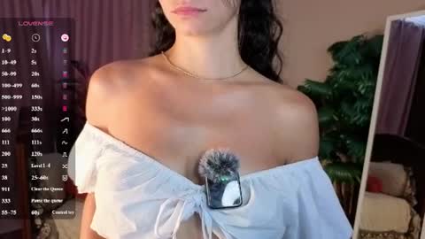 Snapshot of mioflare chatting on 06.29.26 Mio online show from 06.29.26