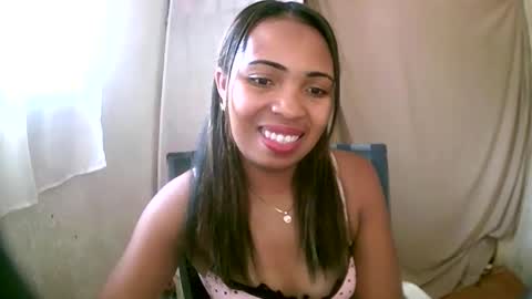 Snapshot of miorah chatting on 02.12.25 miorah online show from 02.12.25