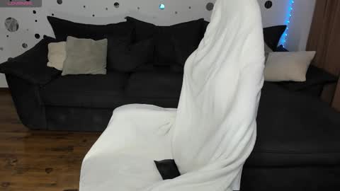 mira_fantasy online show from 10.06.25