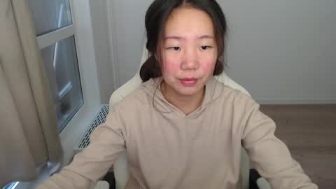 mira_g online show from 02.13.25