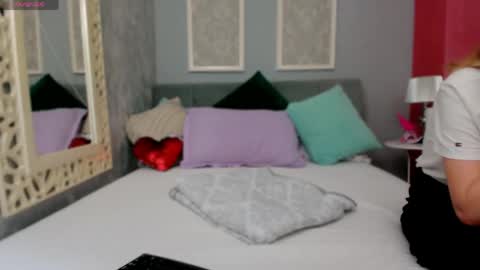 Mira online show from 04.23.26