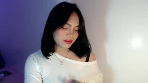 Snapshot of mira_luna222 chatting on 02.06.25 Mira Bella online show from 02.06.25