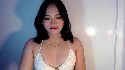 Snapshot of mira_luna222 chatting on 02.23.25 Mira Bella online show from 02.23.25