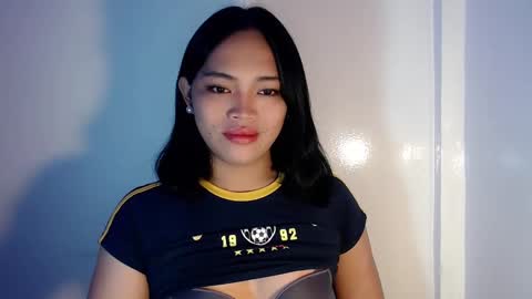Snapshot of mira_luna222 chatting on 03.01.25 Mira Bella online show from 03.01.25