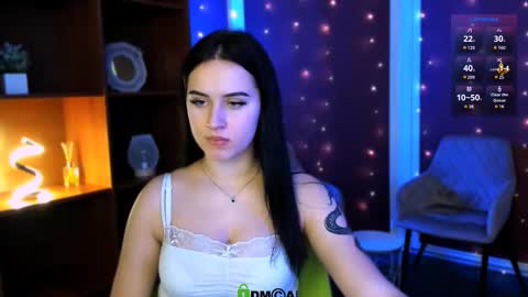 mira_lyn online show from 12.04.25