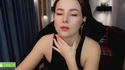 Snapshot of mira_mermayd chatting on 12.28.24 Mira online show from 12.28.24