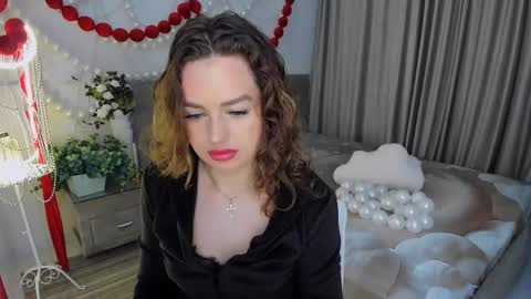 Emma online show from 04.19.26