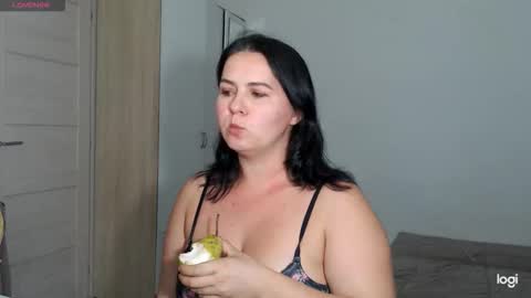 Snapshot of miradiaz chatting on 09.15.25 Meera online show from 09.15.25