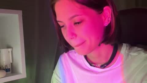 MiraLaPics online show from 04.23.26