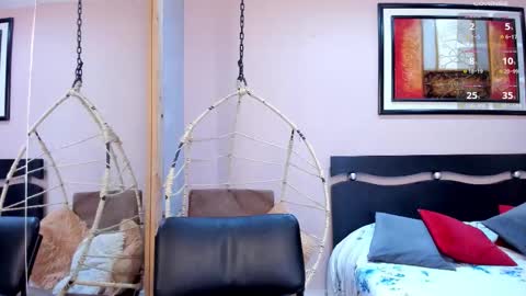 Snapshot of miranda_doll_ chatting on 01.08.26 online show from 01.08.26