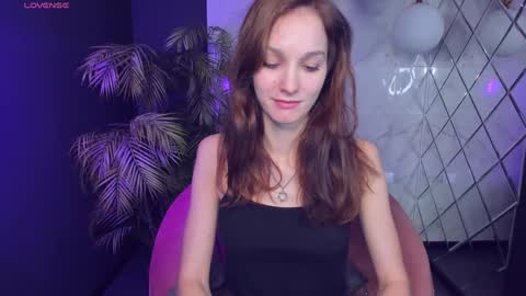 Snapshot of mirandaglow chatting on 12.04.24 Miranda online show from 12.04.24