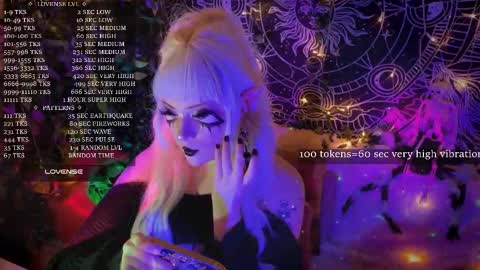 mirareed online show from 11.25.25