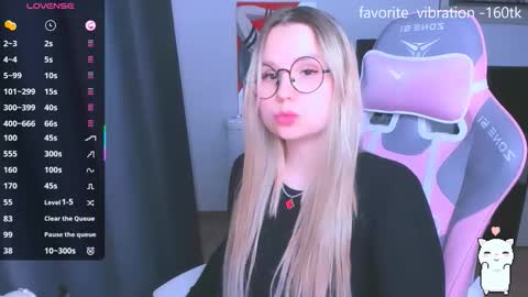 Kira online show from 11.14.25