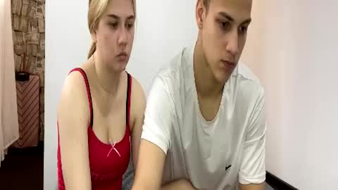 Snapshot of mirelcouple chatting on 04.24.26 mirelcouple online show from 04.24.26