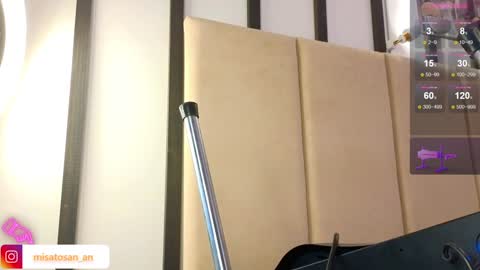 Annie  dont forget to thumbs up me  online show from 01.07.25