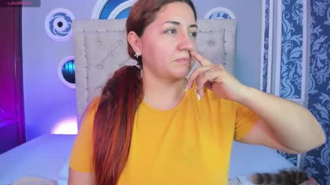 Snapshot of mishell_lovely chatting on 09.29.25 Mishell online show from 09.29.25